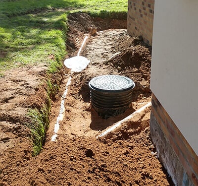 Drainage installation