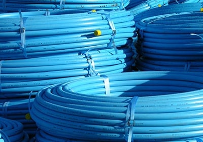 A coil of blue MDPE.